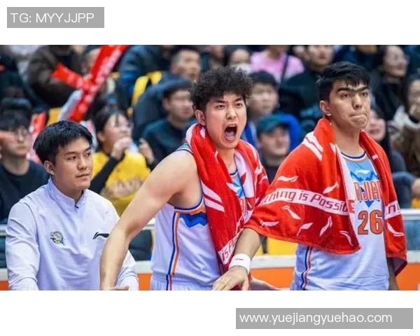 吴冠希：从青年才俊到篮球场上的领军人物，如何塑造自己的职业生涯与影响力